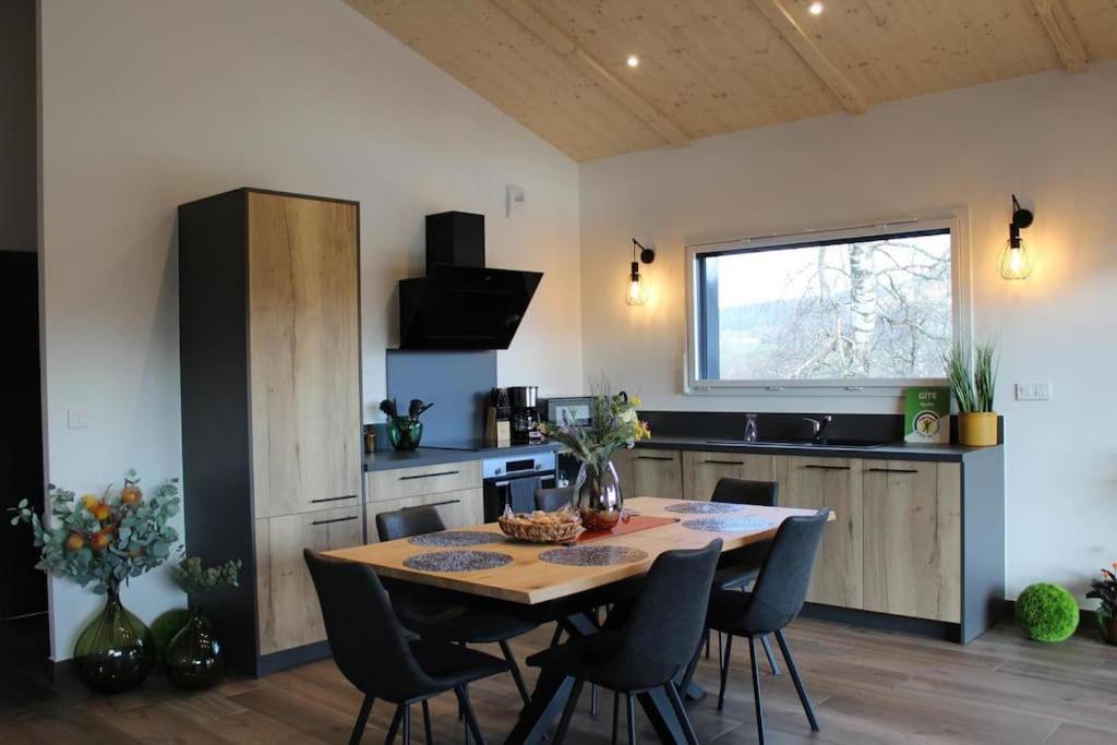 Gite Chalet, Au Doubs Logis Pierrefontaine-les-Varans Ngoại thất bức ảnh